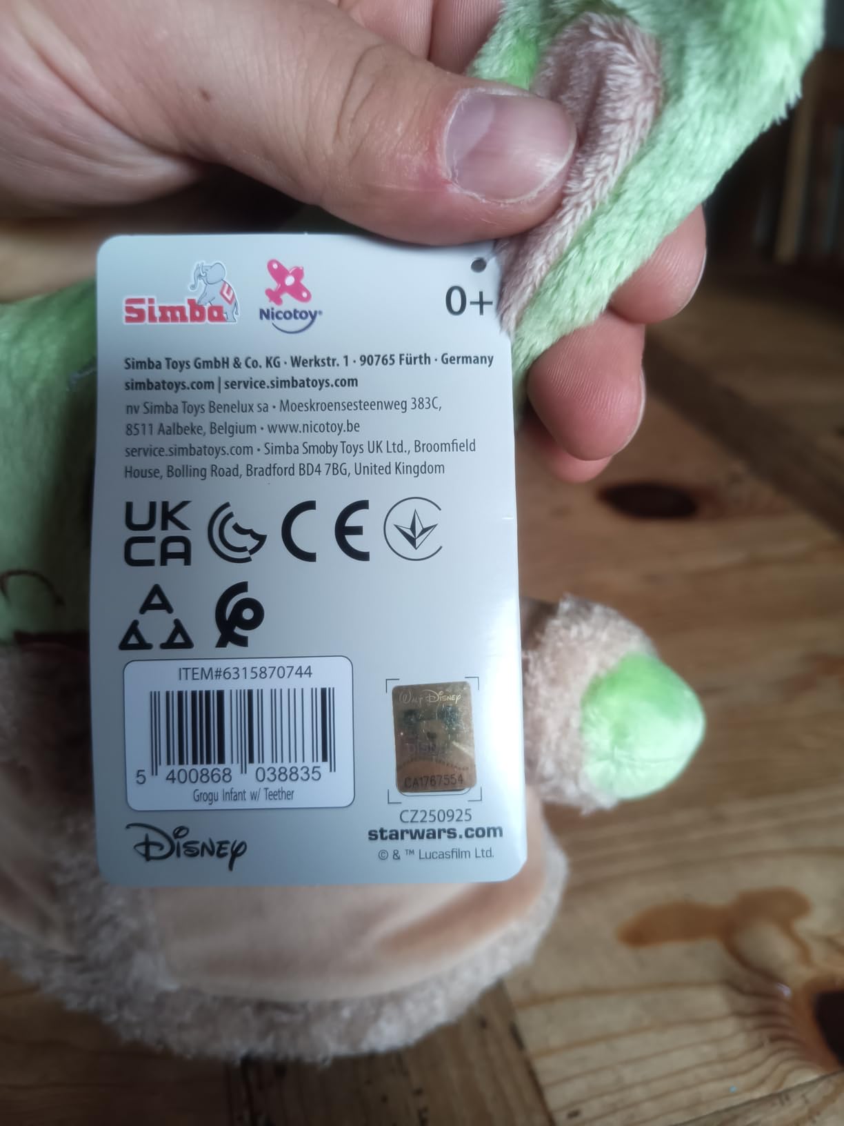 Etwas groß