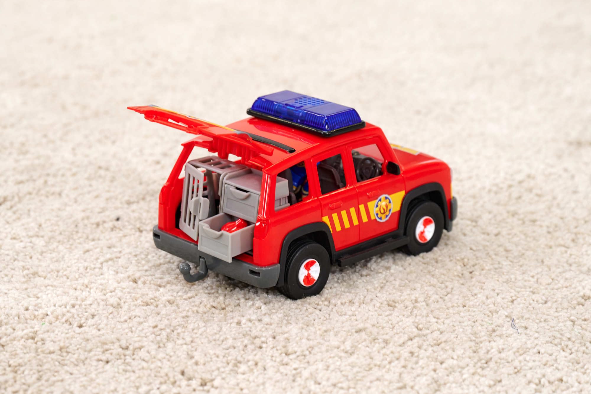 simba-feuerwehrmann-sam-first-responder-fahrzeug-19-cm-licht-sound image 7