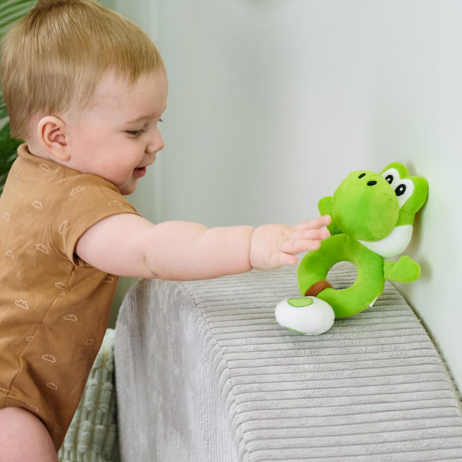 simba-super-mario-yoshi-greifling-rassel-17-cm-ab-0-monate image 4