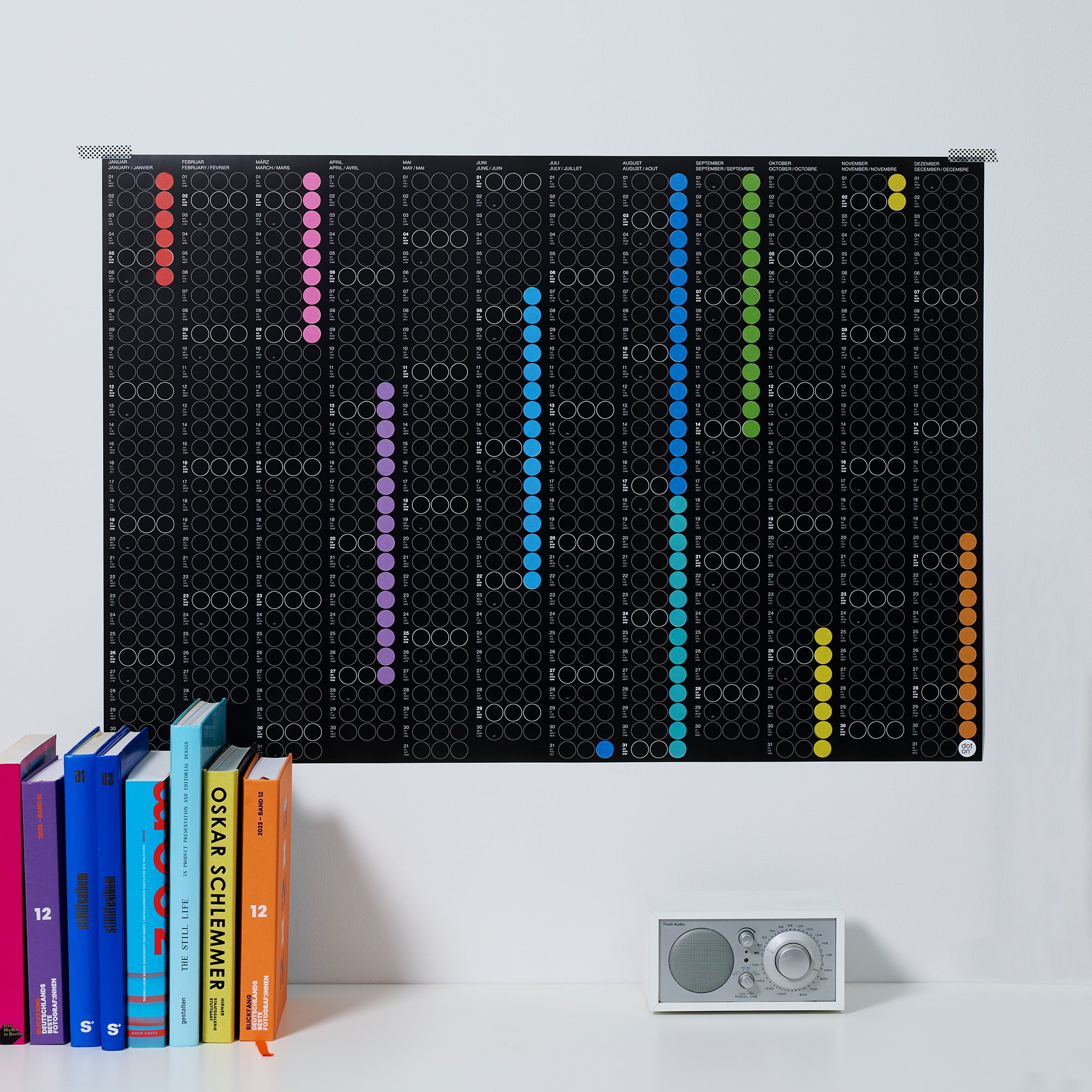 dot-on-jahresplaner-classic-rainbow-2027-jahreskalender-bunt image 2